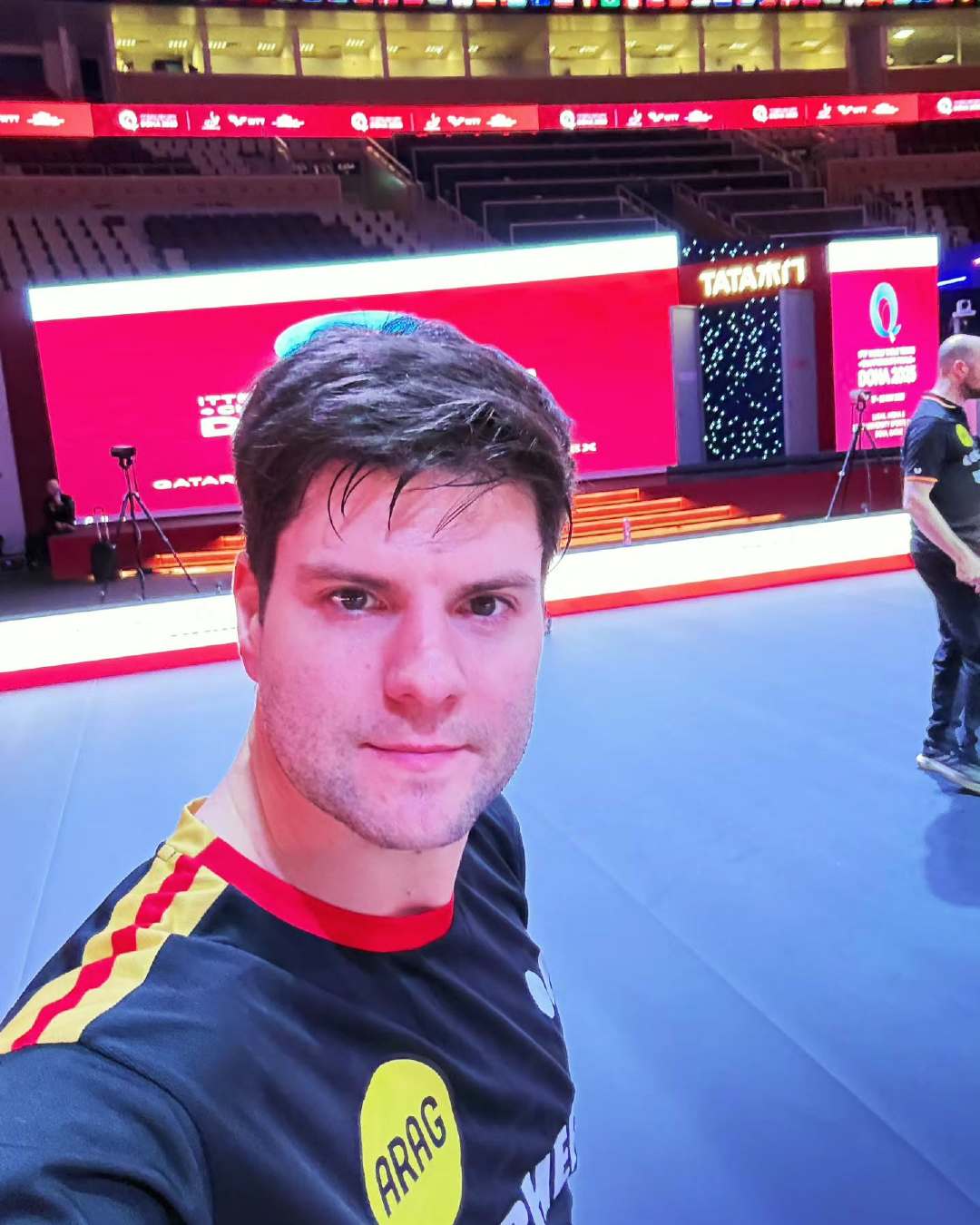 包含英国乒乓球队碾压瑞典乒乓球队，奥恰洛夫爆发神勇的词条