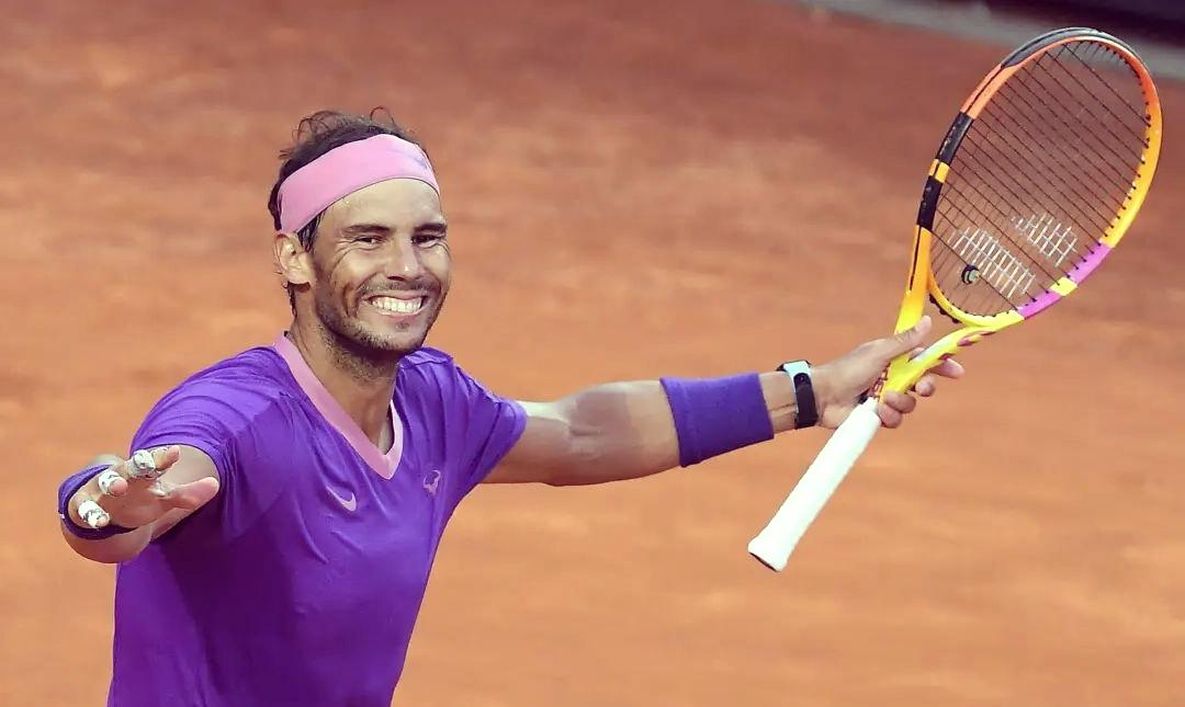 包含英国网球队爆冷德国网球队，纳达尔关键制胜的词条