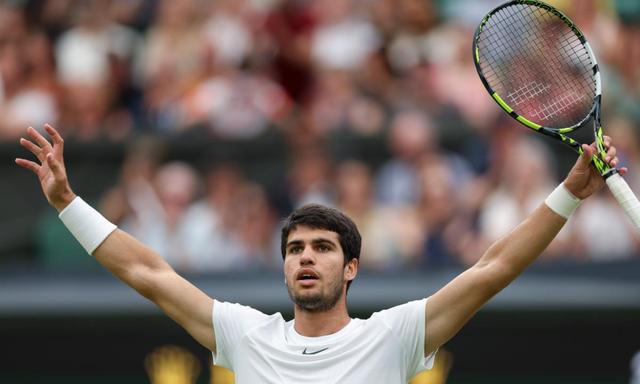 西班牙网球队完胜德国网球队,阿尔卡拉斯送出助攻 西班牙网球队完胜德国网球队,阿尔卡拉斯送出助攻