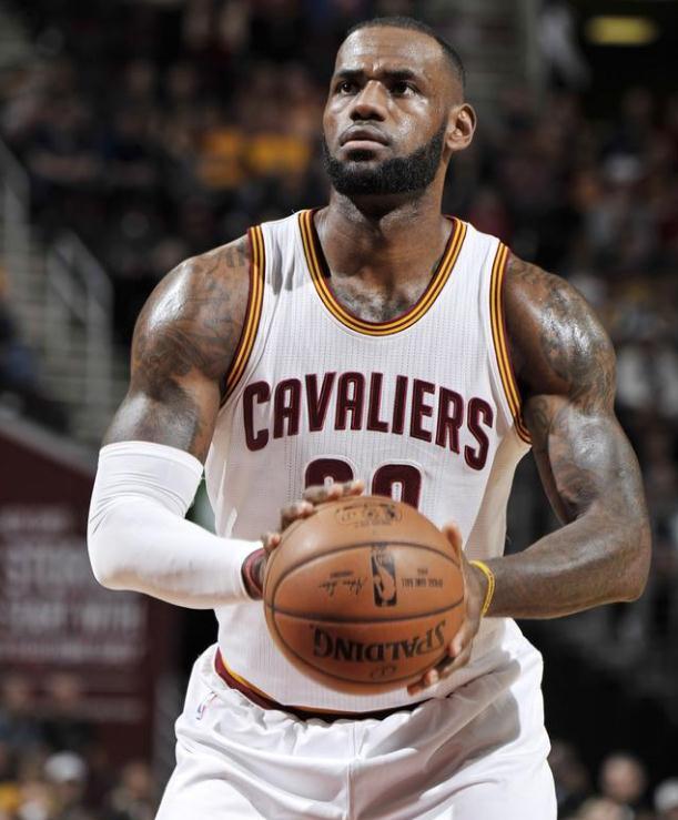 魔术轻取国王，汉密尔顿三分雨点燃全场