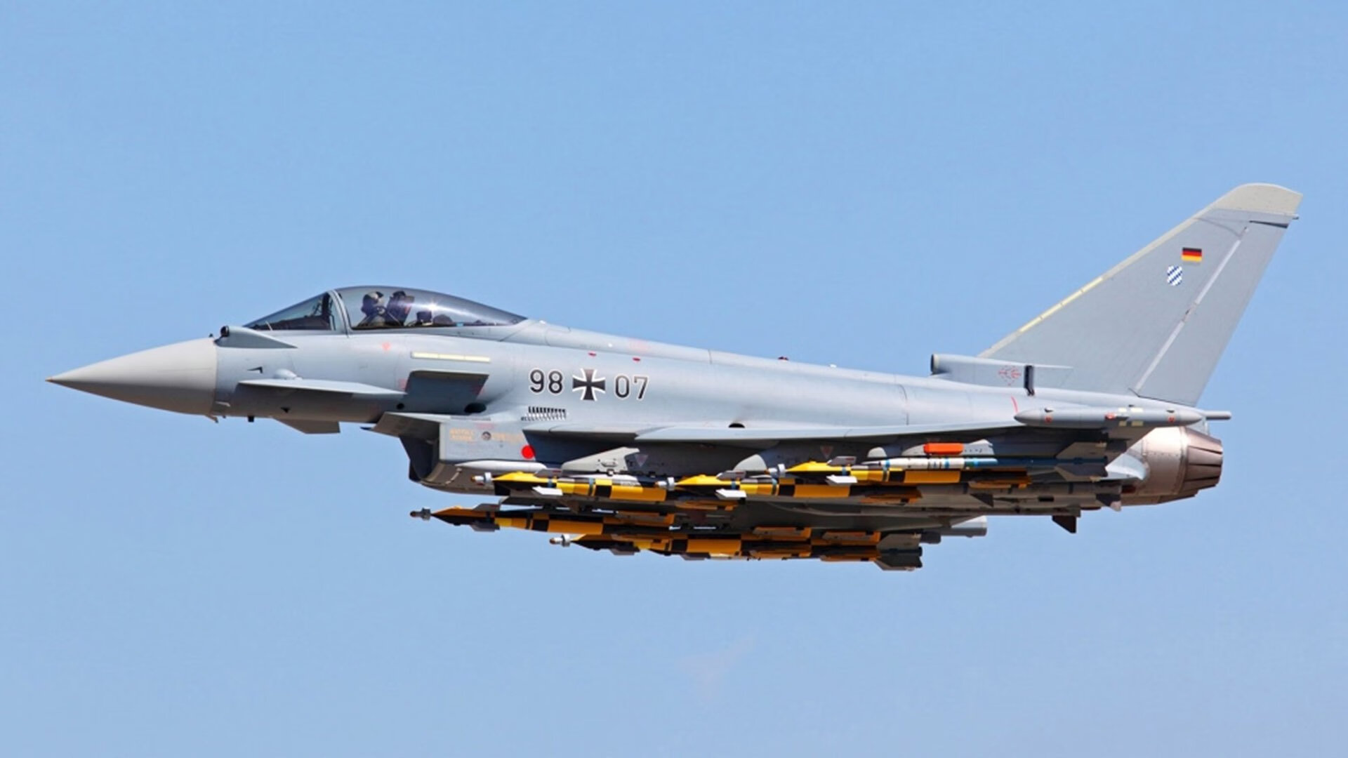 唯一性的胜利，雷霆踏平森林狼，拉文跨界接管西甲国家德比